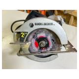 Black & Decker 7-1/4 Inch Circular Saw