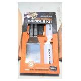 Blackstone griddle kit, wire grill brushes, base s