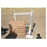 Expanding gate, floor mop, plastic rack