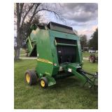 2006 John Deere model # 557 5X5 Roll 3668 bale
