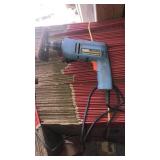 Handi works 3/8 single speed reversible drill