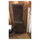 2 speakers