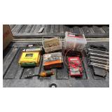 Screws and craftsman