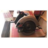 Skill saw 7 1/4 circular saw