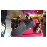 2 quick grip bar clamps and bottle jack