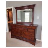Gorgeous Pennsylvania House 10-drawer cherry dresser & beveled mirror…..68 x 20 x 39 tall - mirror measures 49-1/2 x 40-1/4 tall…..top 3 drawers are felt lined