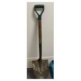 Grouping of household, lawn & garden and painting supplies