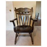 Mid 20th Century Hitchcock Style Decorated Pine Windsor Dining Chair with fruit stenciling at top…..26-3/4 x 16-1/4 x 17-1/2 tall to top of seat (39-3/4 tall overall)…..scratching on seat