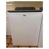 Whirlpool (WTW5105HW) 4.7 cu.ft. Top Load Washer…..27 x 27 x 41-1/2 tall…..was operating normally at time of listing