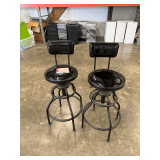 2 Stools