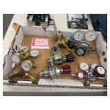 Lot of Gas Regulator