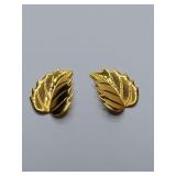 Vintage gold-plated leaf-shaped stud earrings. Need backs.