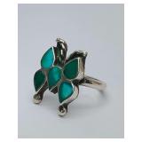 Vintage silver butterfly ring featuring green turquoise chip inlay, Zuni, appears to be sterling, though not stamped, anyway weighs 2 grams, size 5.5.