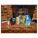 Miscellaneous unrelated items as shown in photos. All untested.