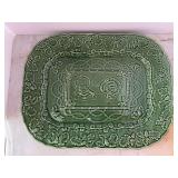 Beautiful Bordallo Pinheiro green turkey platter - 19-3/4 x 14-1/4 x 1-1/2 tall