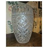 Crystal 24% Lead crystal  vase featuring a complex criss-cross or diamond cut pattern
