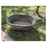Watering Bucket trough, 38 1/2“ x 28“ x 13“￼