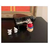 Vintage Betty Boop and piano music box with two porcelain vintage puppies