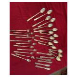 32 piece set of Oneida community Moore star silver plate flatware