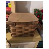 Vintage wood handled , old-school picnic basket pie carrier 11 1/2” x 10”