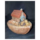 Heavy resin Noah’s Ark figurine by Wood World - 4-3/4” tall