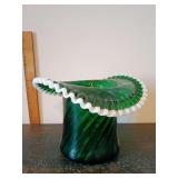Fenton Emerald Green Snow Crest Top Hat Vase
