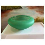 Vintage Tiffin Emerald Green 7”x 3 1/4” cupped bowl. Does have chipping on base and gold trim fading￼