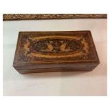 7 1/4 x 3 3/4“  Vintage Inlaid marquetry keepsake box