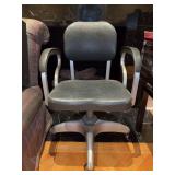 Vintage Good Form steel framed swivel office chair -22 x 16 x 19-1/2 to seat (34 tall overall)