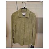 Cherokee brand new with tags suede leather Irish moss color button front shirt/jack. Size XL in very good condition.