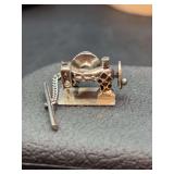 Vintage Beaucraft Sterling sewing machine tie tac - 9 grams
