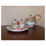 Great looking vintage (1994) 4-pc. Baroque Holiday Teapot, Tray and S/P shaker set by OMNIBUS (a division of Fitz & Floyd