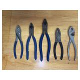 Grouping of pliers