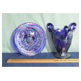 Imperial Glass: Three Swans 8 3/4" vase with origi