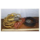HD drop light, 2 multi-head extension cords; as is