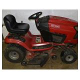 Craftsman T2000 lawn tractor, 19hp motor, 42' deck