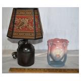 Lot: old liquor jug as a table lamp, Hull pottery