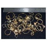 Marked 14 kt gold jewelry: collection of earrings