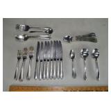 Collection of 43 Wm Rogers & Son Exquisite pattern