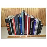 Collection Elvis Presley of 18 books