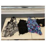 VINTAGE WOMENS SWIMSUITS