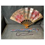 FANCY FAN WITH ITS CARRY CASE