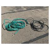 2 WATER HOSES