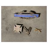 VINTAGE MILITARY PINS