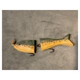 WOOD FISH WITH HOOKS