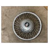 VINTAGE HUB CAP