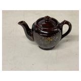 VERY NICE SMALL VINTAGE TEAPOT
