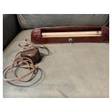 BAKELITE TABLE / DESK LAMP -