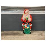 VINTAGE STANDING BLOW MOLD LIGHT UP SANTA = 4 FT
