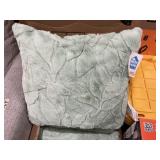 HGTV home Triple faux fur jacquard